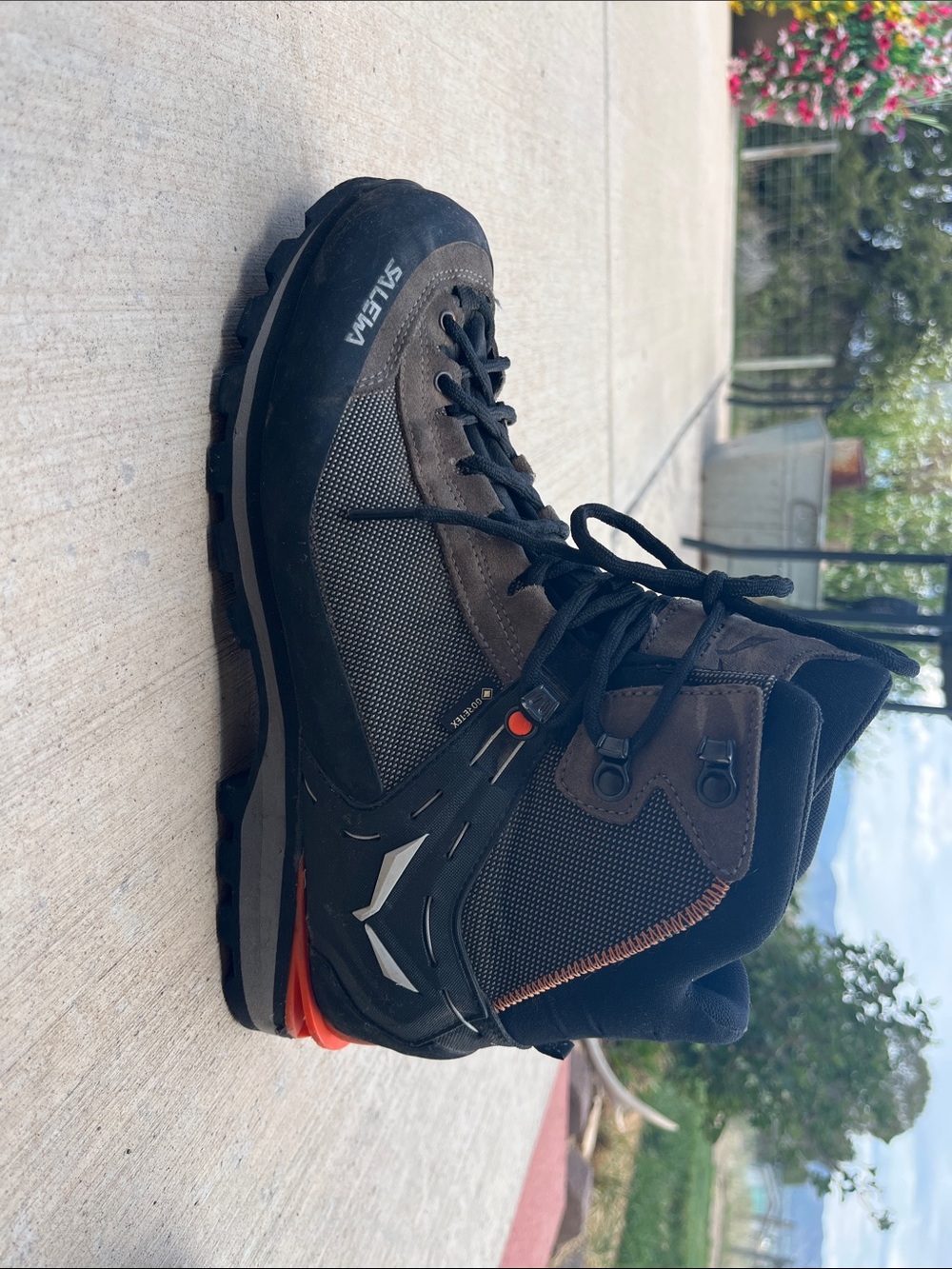Salewa Crow GTX Mountaineering Boot